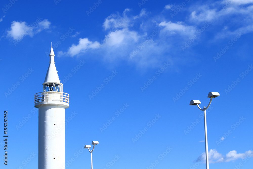 江の島景観　青空に灯台
