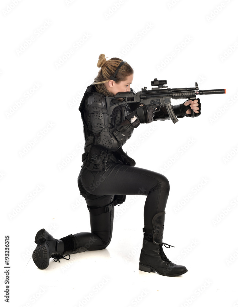 Gun Poses - Female male shooting pose | PoseMy.Art