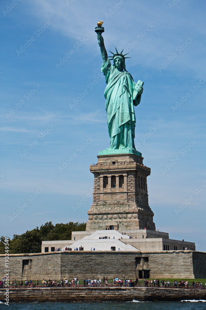 Fototapeta premium Statue of Liberty in New York 