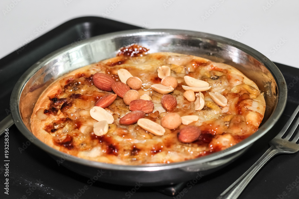 Pancake, Food Texture, Almond, Peanut, Banana, Nut