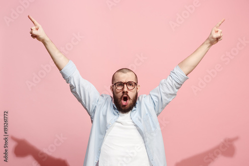 Fotografia Winning success man happy ecstatic celebrating being a winner