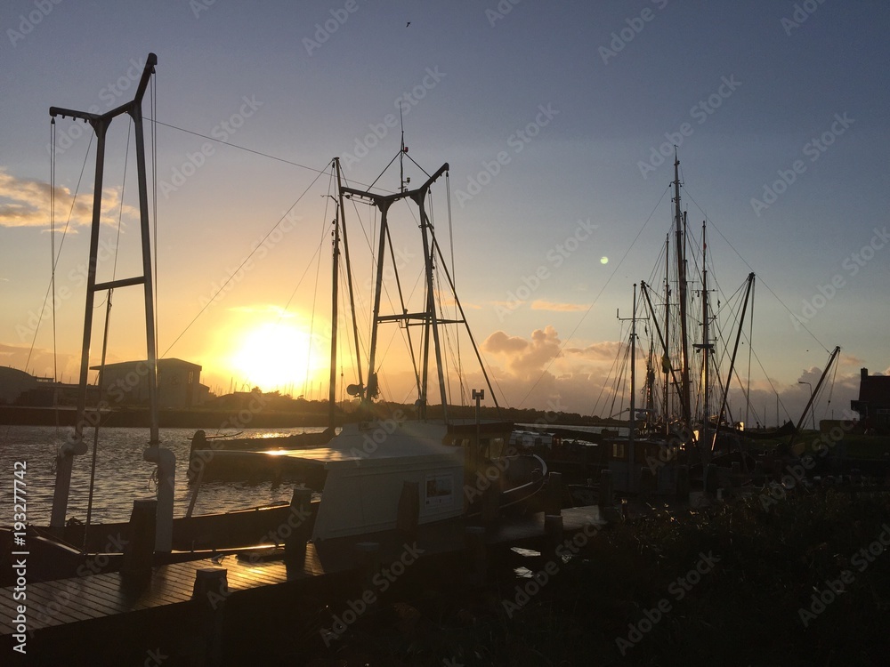 Sonnenuntergang Hafen Makkum Friesland