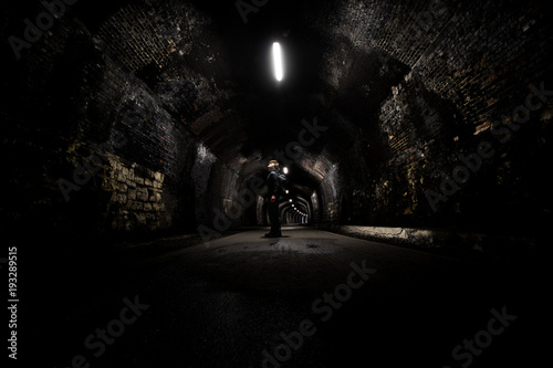 Fototapeta Naklejka Na Ścianę i Meble -  man in tunnel