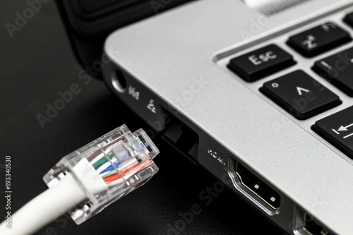 Obraz na płótnie Offline patch cable