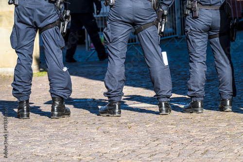 German Federal police officer protecting the city