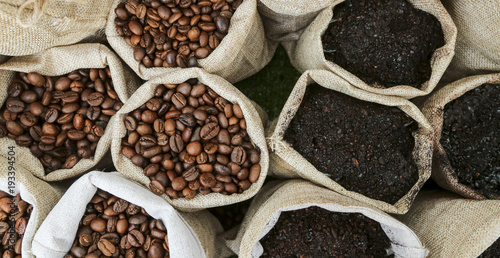 Roasted coffee beans and grinded coffee
