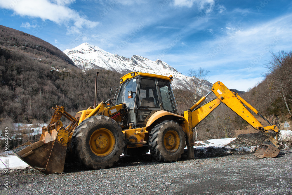 yellow earth mover