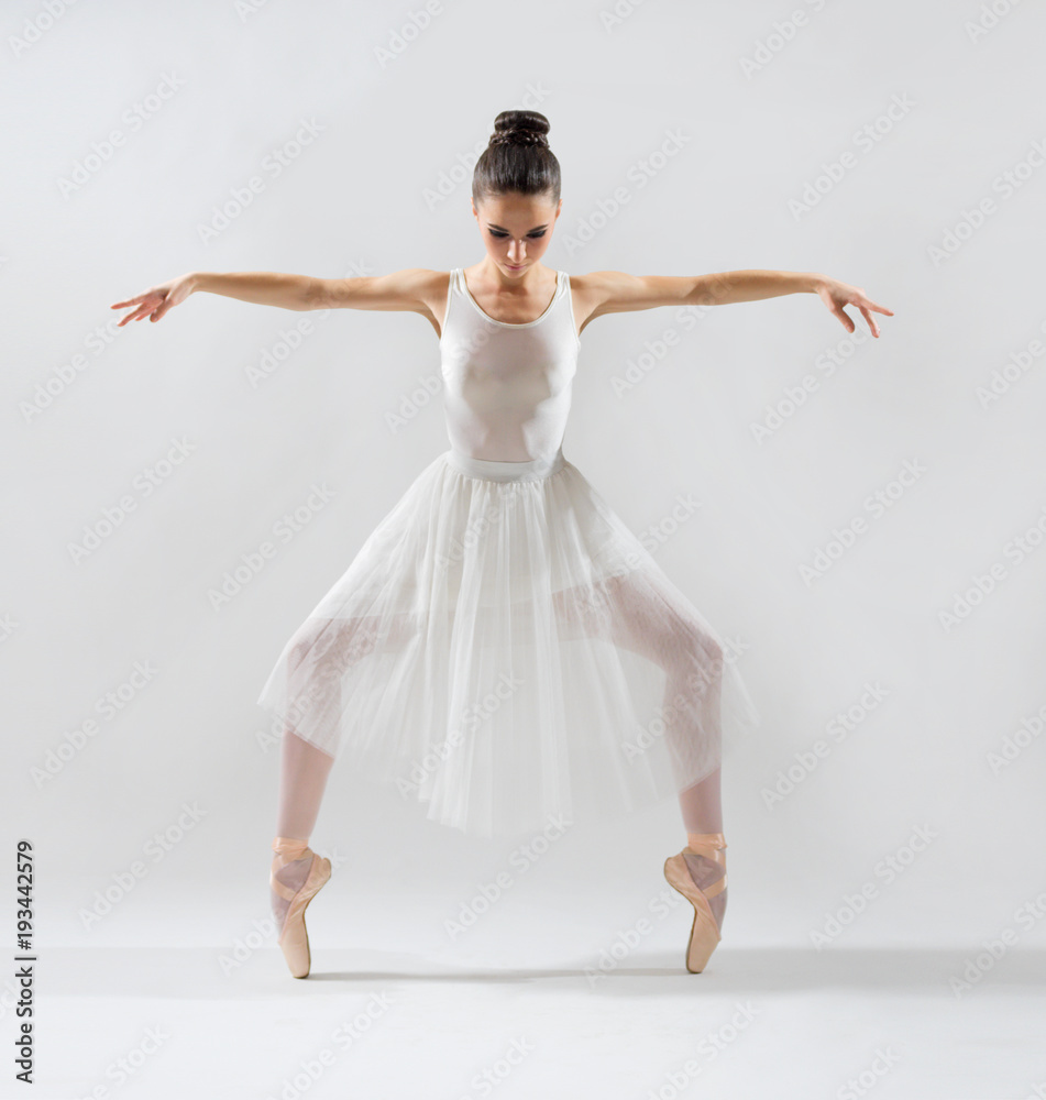 Ballerina (on grey version)