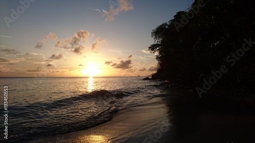 Coucher de soleil sur l'océan