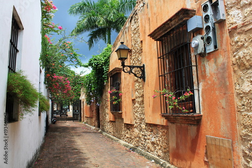 Fototapeta Naklejka Na Ścianę i Meble -  Dominican Republic santo domingo streets
