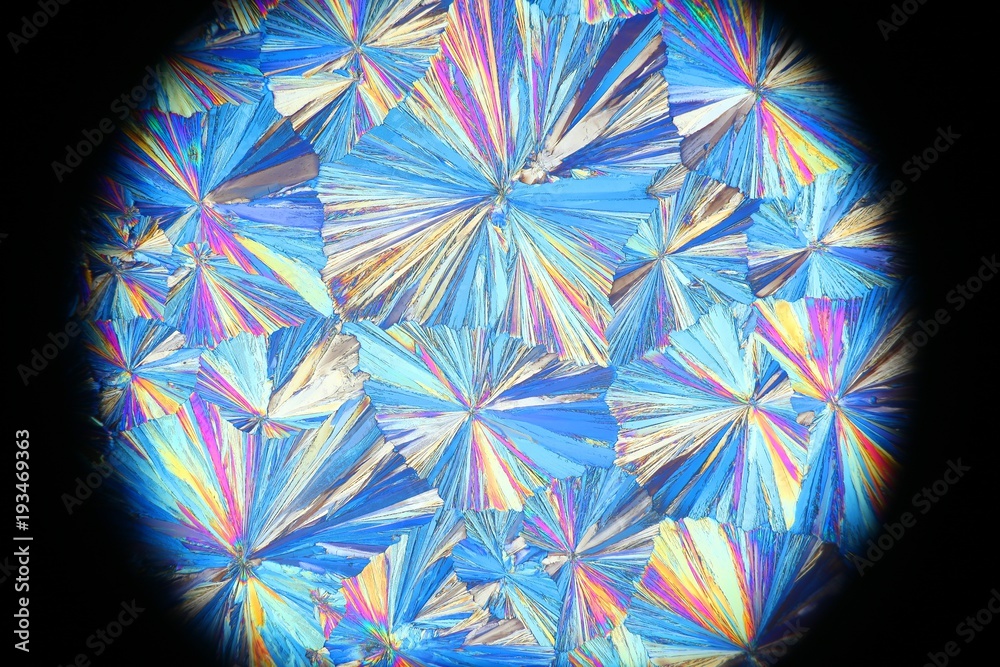 Fotografie Art and science, microscope image of crystals of common painkiller acetylsalicyl