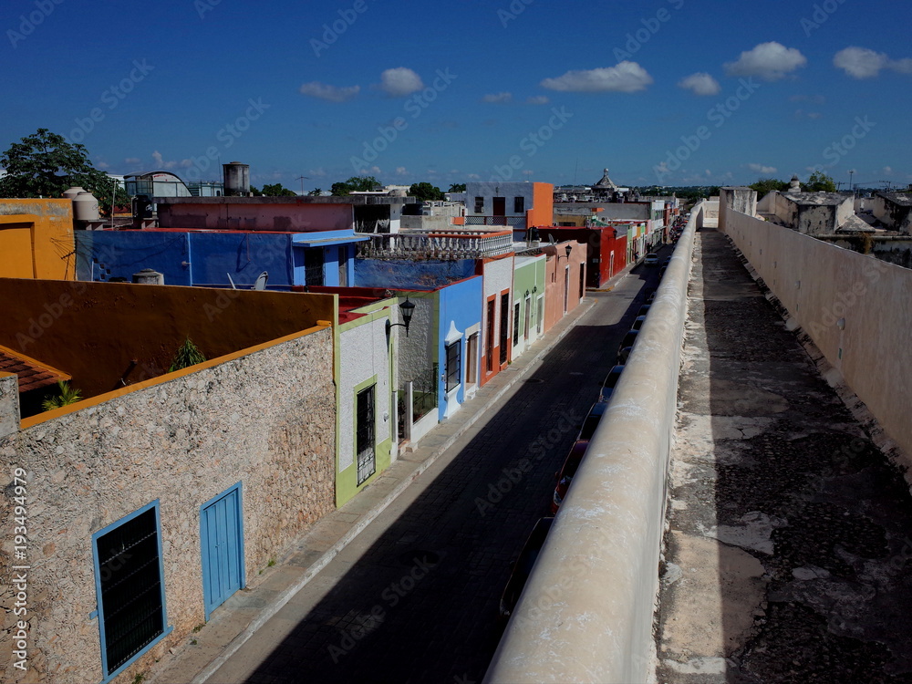Φωτογραφία A walk along the ancient fortifications in the walled city of Campeche in Mexico