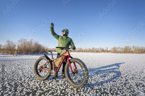 riding fat bike in winter