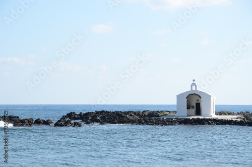 mer chappelle crete crest phare