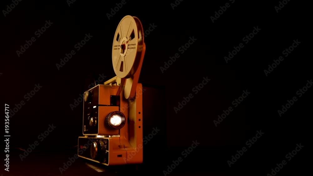 proyector antiguo de cine de 8mm