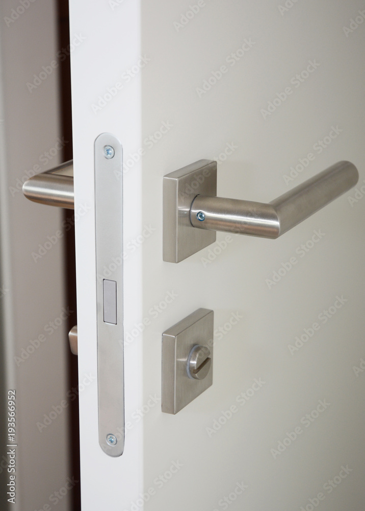 Modern house metal handle with lock Modern house metal handle with lock