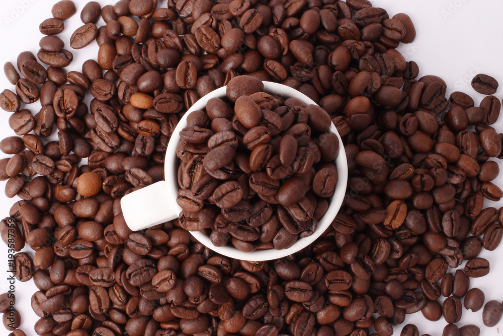 coffee bean with coffee cup isolated on white coffee bean with coffee cup isolated on white