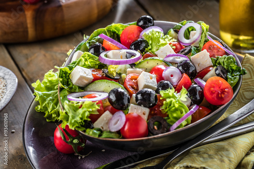 Bunter frischer salat( griechischer art )