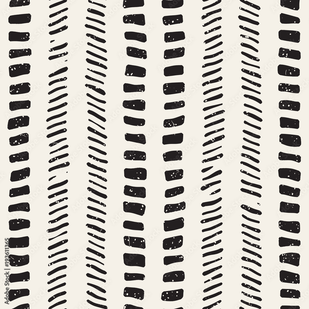 Hand drawn style seamless pattern. Abstract geometric tiling background in black and white. Vector doodle line lattice Hand drawn style seamless pattern. Abstract geometric tiling background in black and white. Vector doodle line lattice