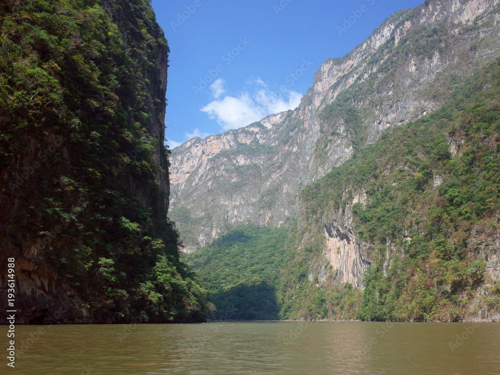 Sumidero Canyon in Chiapas State in southern Mexico Sumidero Canyon in Chiapas State in southern Mexico