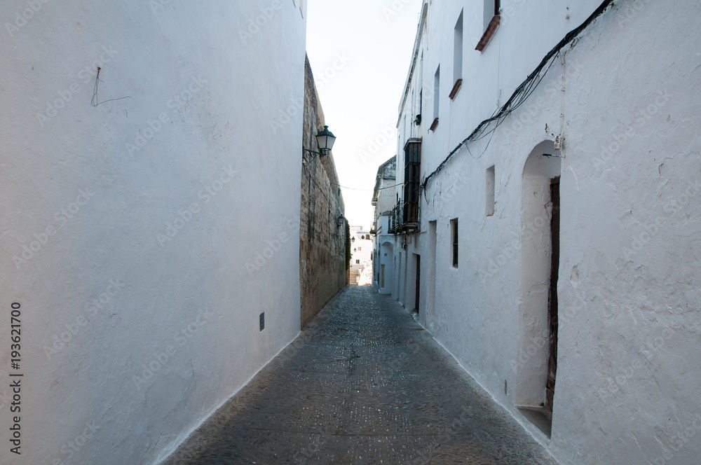 Narrow alley in Arcos de la Frontera