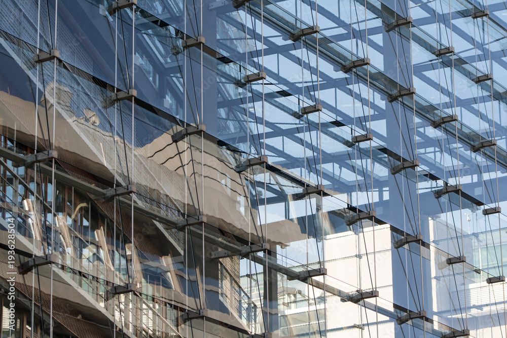 Bürogebäude aus Glas in Düsseldorf