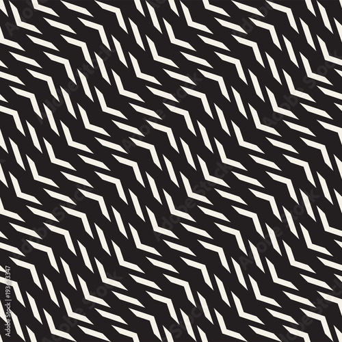Seamless ethnic lines pattern. Black and white geometric pattern. Vector print for your design.