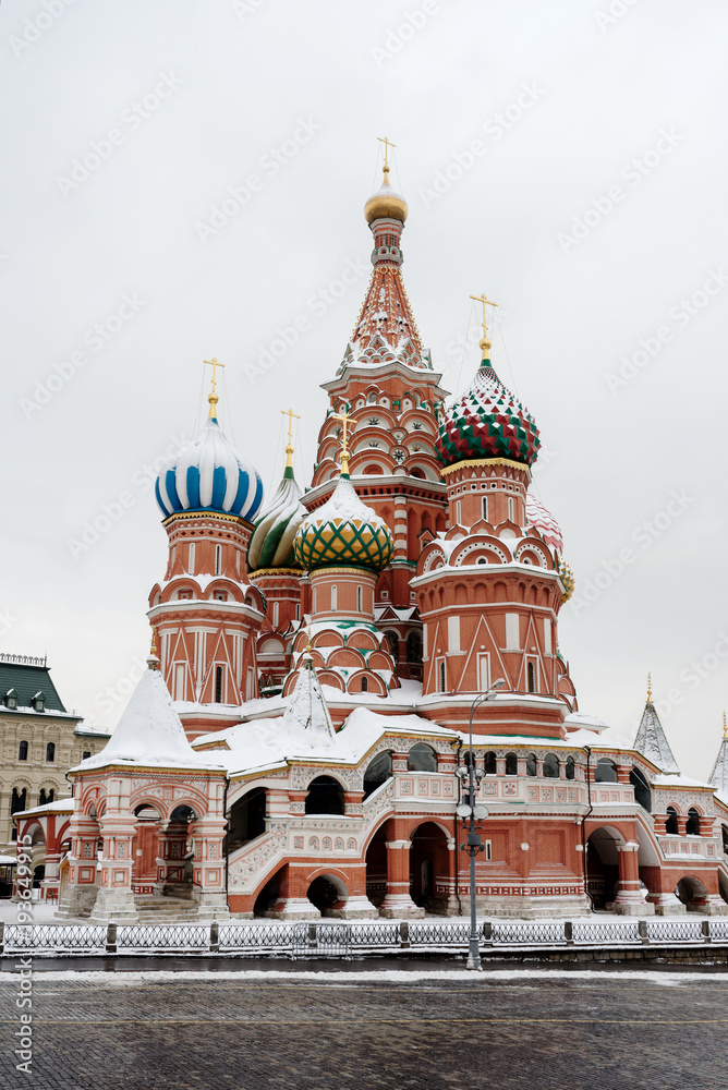 Fototapeta premium Cathedral on the red square in Russia