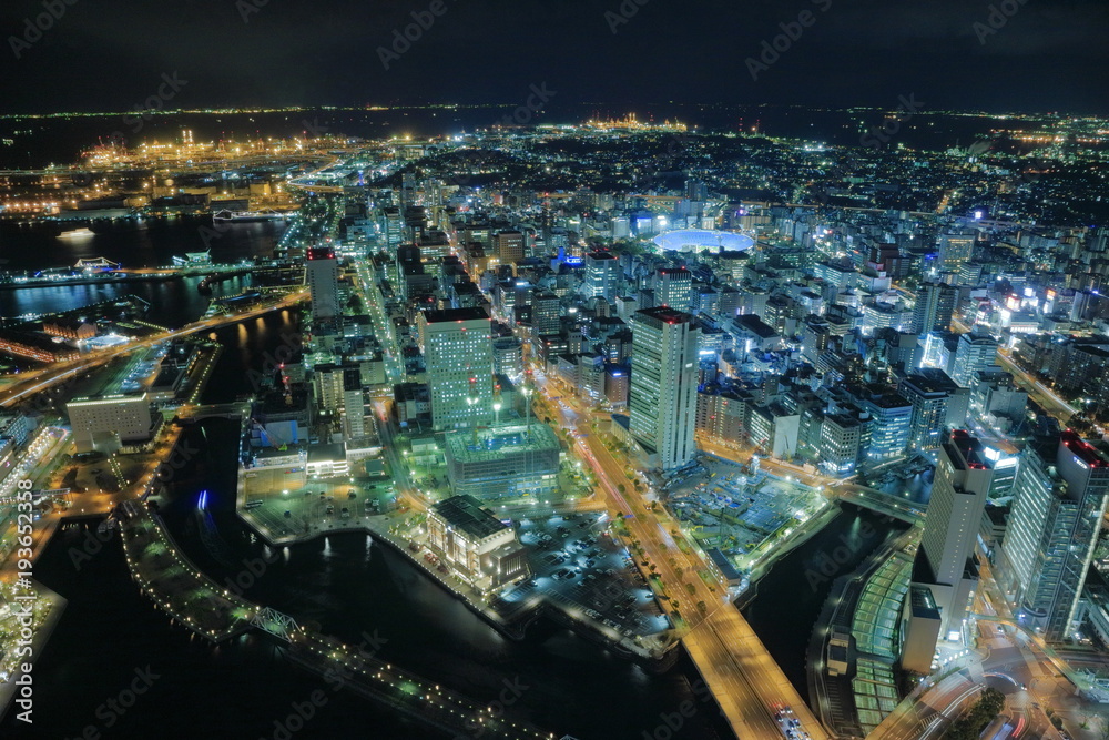 横浜港と横須賀方向の夜景