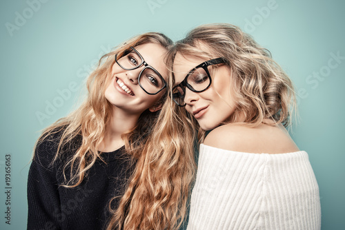 pretty girls in spectacles