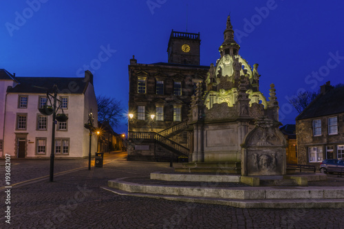 Linlithgow Cross and Town House by Night