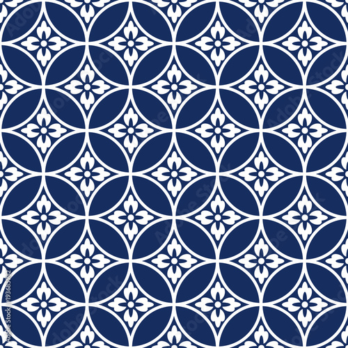 Japanese traditional retro wagara seamless pattern background round cross frame flower