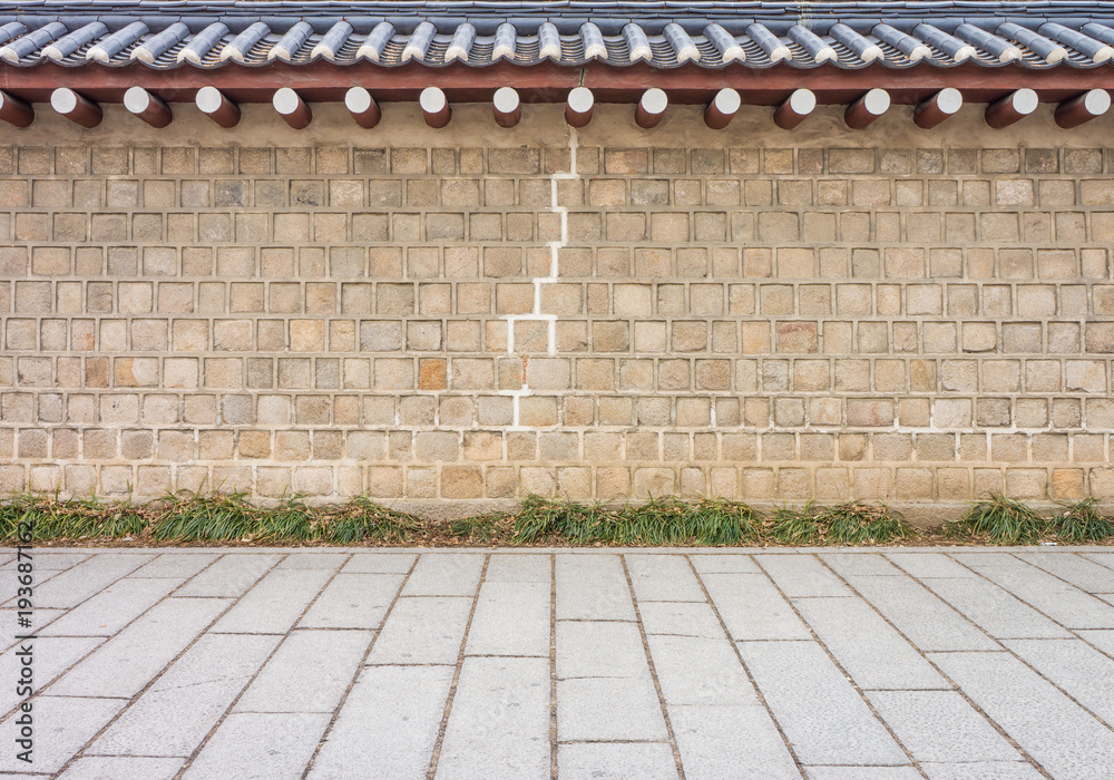 Old Korean-style wall and pavement. It is an ancient building at Gyeongbokgung Palace.