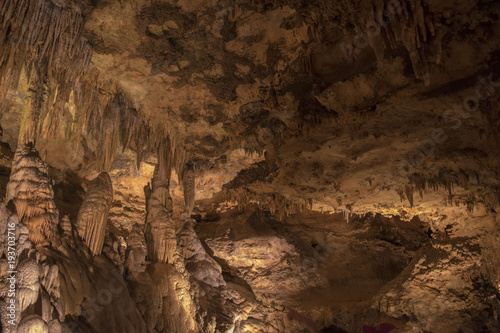 Amazing stalactites and stalagmites at the Luray Caverns in Virginia