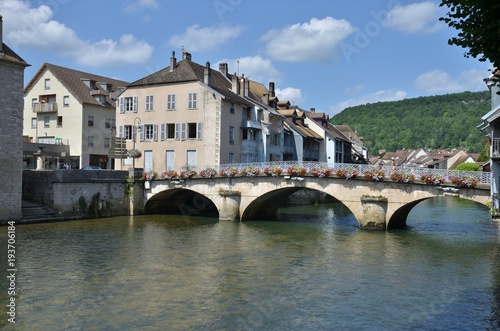 Flowered bridge