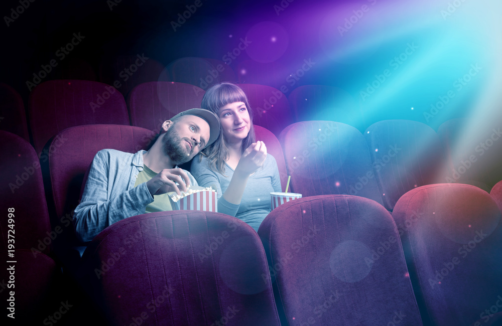 Fototapeta premium Teenager couple watching movie