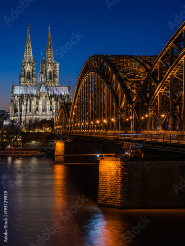 Köln – Dom und Hohenzollernbrücke