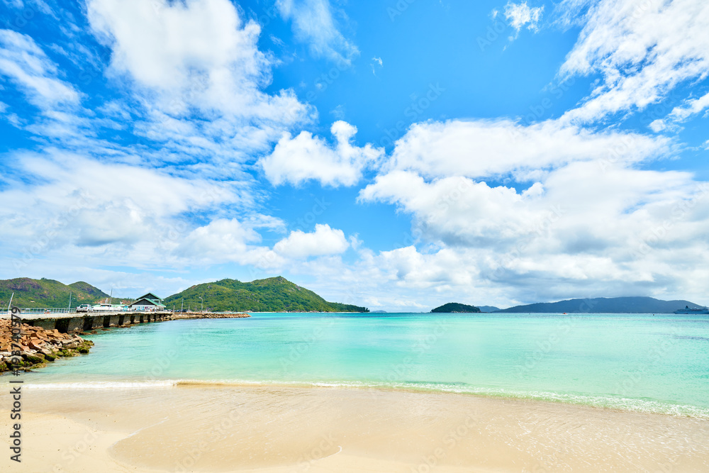 Fototapeta premium Pier jetty, Praslin, Seychelles