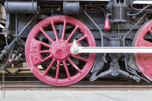 The Wheels of the Old Train