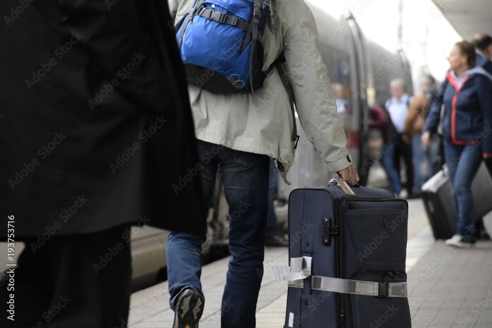 Pendler am Bahnhof Pendler am Bahnhof
