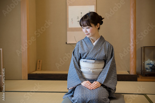 Quadro su tela 着物の女性　茶道