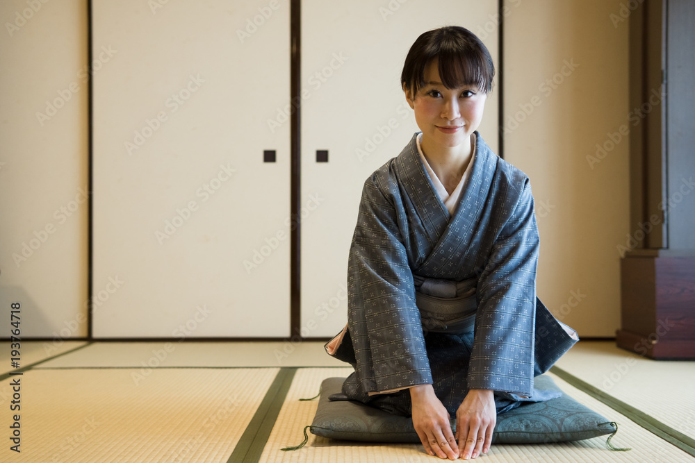 着物の女性 茶道 Stock Photo Adobe Stock
