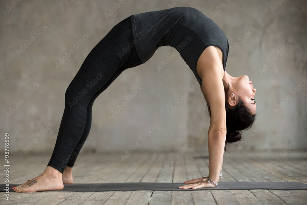 Benefits of Setu Bandhasana (Bridge Pose) and How to Do it By Dr. Himani  Bisht - PharmEasy Blog