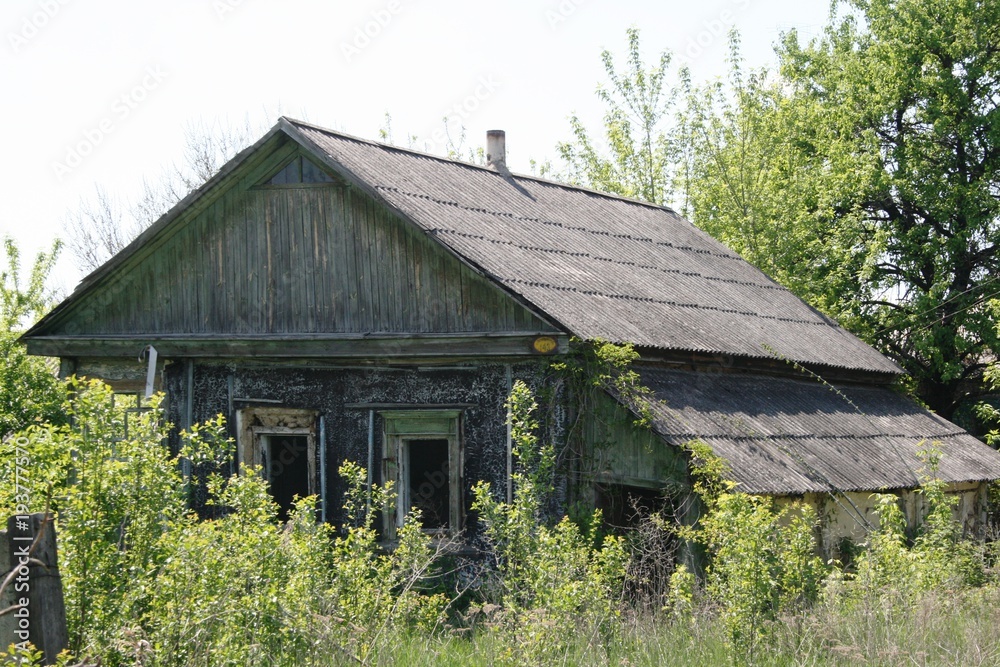 abandoned house abandoned house