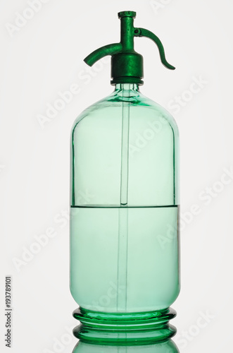 Fotografie Retro soda siphon isolated on white