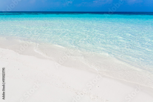Maldives,  tropical sea background! © erainbow