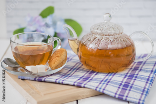Transparent tea set