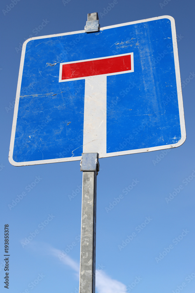 Deutsches Verkehrszeichen: Sackgasse Deutsches Verkehrszeichen: Sackgasse