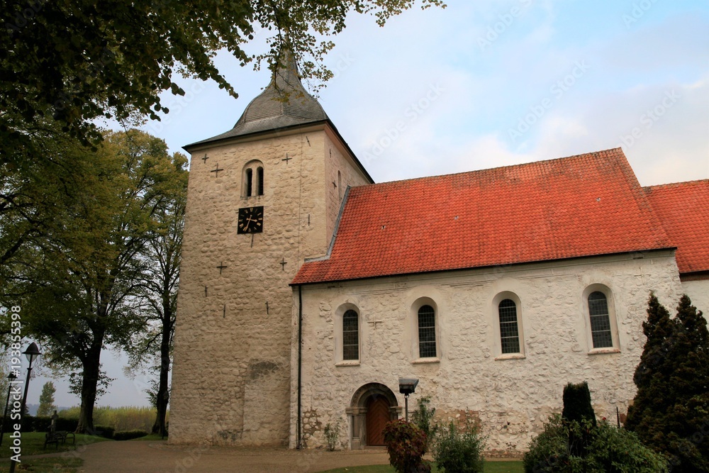 Petrikirche Bosau am Plöner See, Feldstein Vicelin Kirche 