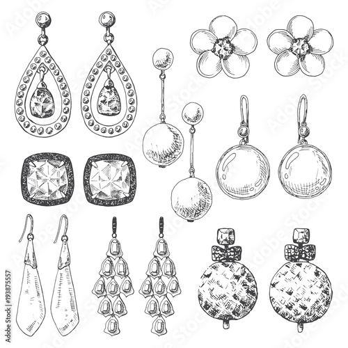 Hand drawn earrings set. Icons in a sketch style. Vector illustration.